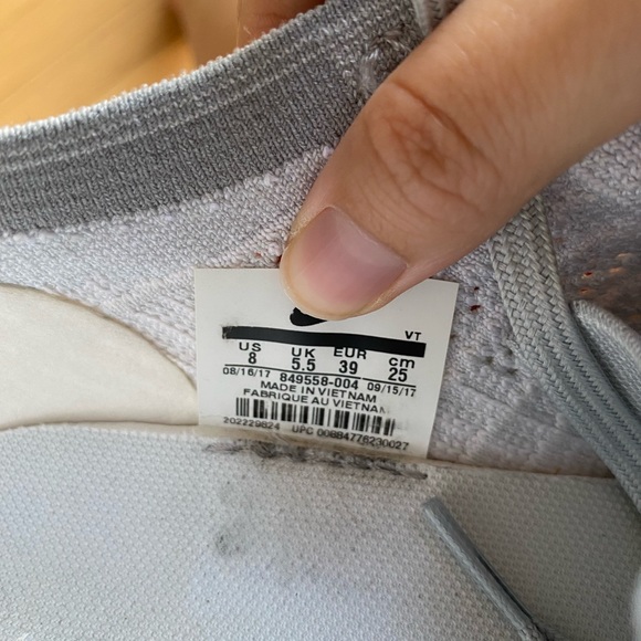 grey nike vapermax - Picture 5 of 5